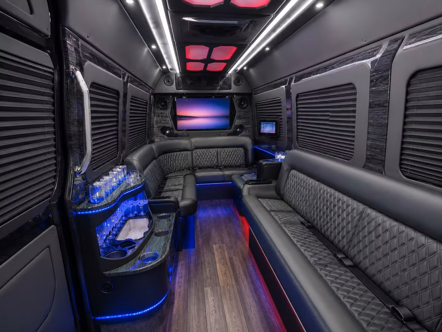 airport transfers and deployment transportation for military personnel in chula vista