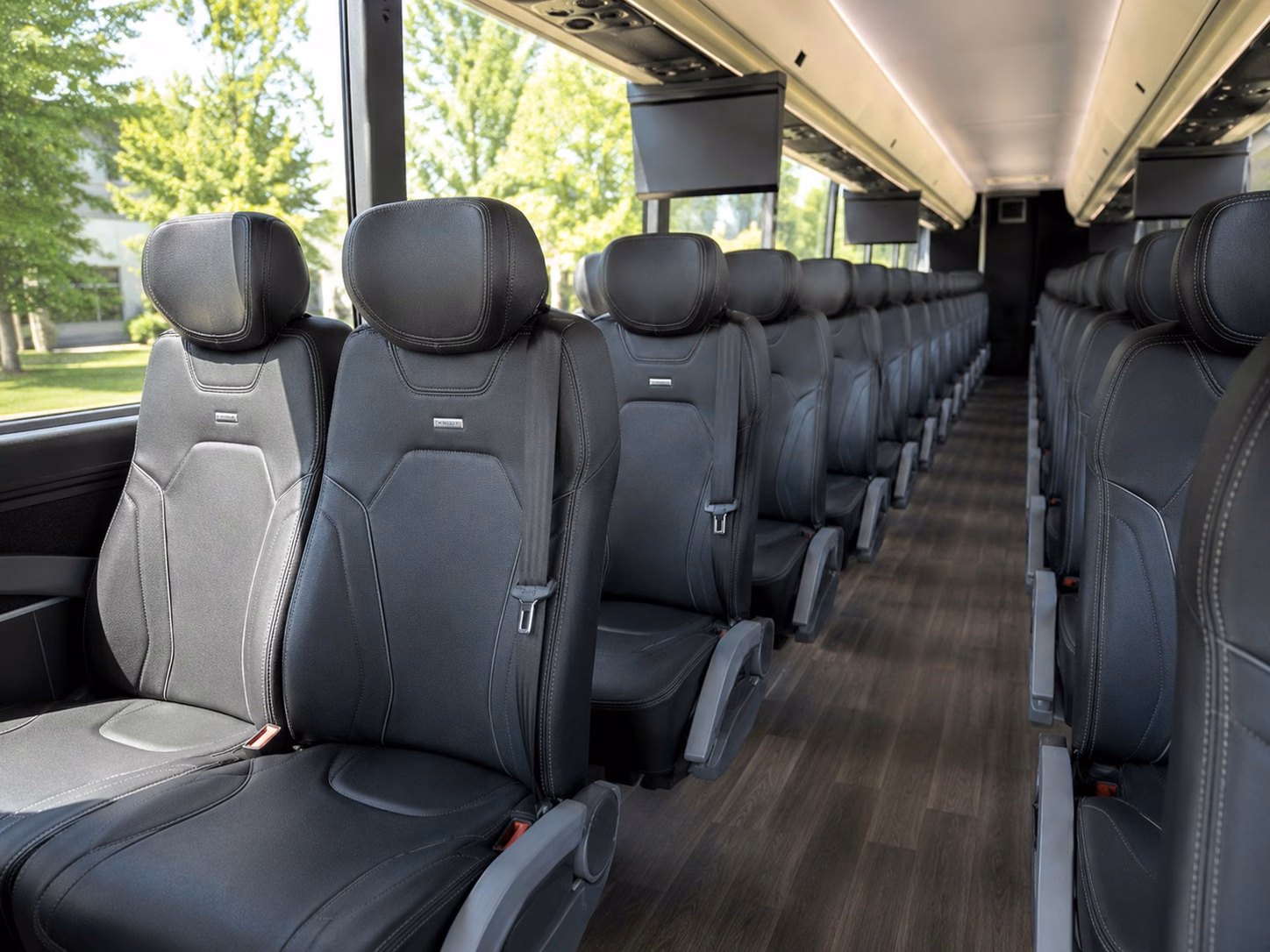 shuttle your wedding guests between chula vista hotels and your ceremony venue stress free